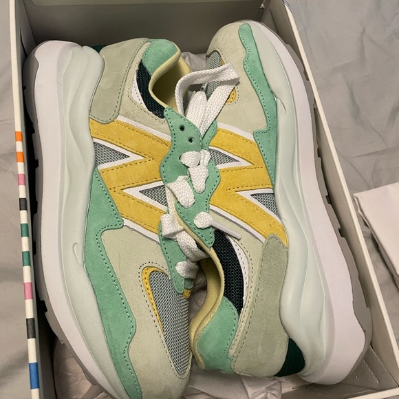 BNIB STAUD X NEW BALANCE SOLD OUT - Picture 3 of 6